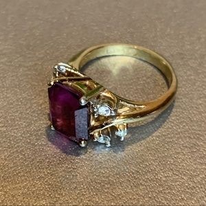 Vintage Simulated Amethyst 18K Cocktail Ring